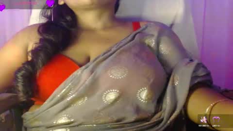 Snapshot of moody_maya chatting on 09/16/25, 11:44 Maya online show from 09/16/25, 11:44