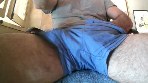 Snapshot of moofmouth chatting on 02/07/26, 08:51 Moof online show from 02/07/26, 08:51