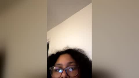 moon_264 online show from 05/16/26, 02:19