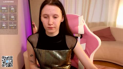 Snapshot of moon_avengers chatting on 02/02/25, 06:15 Lola online show from 02/02/25, 06:15