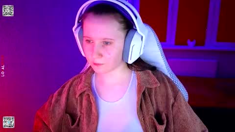 Snapshot of moon_avengers chatting on 02/19/26, 02:24 Lola online show from 02/19/26, 02:24