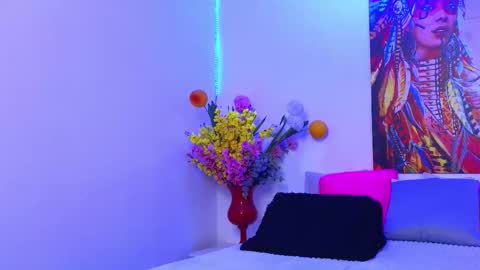 Moon online show from 09/09/25, 07:57