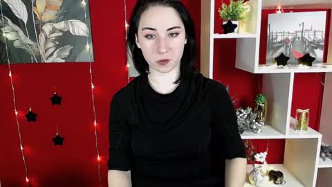 Snapshot of moon_foxy_ chatting on 12/08/24, 08:15 Diana online show from 12/08/24, 08:15