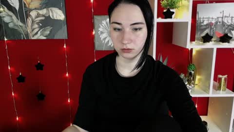 Snapshot of moon_foxy_ chatting on 12/20/24, 04:46 Diana online show from 12/20/24, 04:46