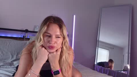 moon_light_girl online show from 07/20/26, 05:26