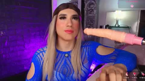 Snapshot of moon_nia chatting on 03/06/26, 02:30 moon_nia online show from 03/06/26, 02:30