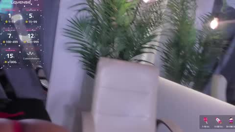 Luna  online show from 02/06/25, 10:00