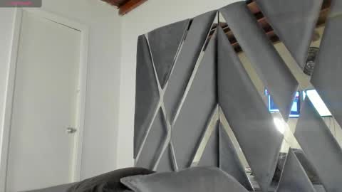 Luna  online show from 02/25/25, 06:31