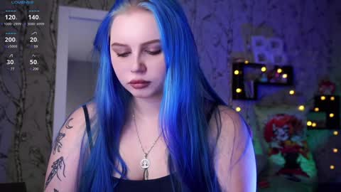 Emilia online show from 12/11/24, 10:47