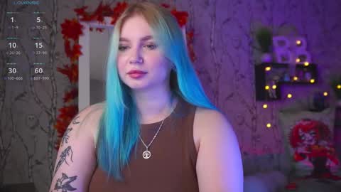 Emilia online show from 09/19/25, 08:49