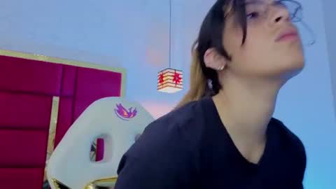 Winy online show from 06/24/26, 11:31