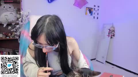 MOON  online show from 09/21/25, 01:18