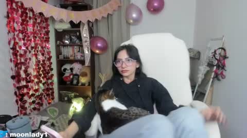MOON  online show from 06/20/26, 02:58