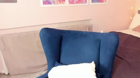 Snapshot of moonlight__67 chatting on 04/27/26, 11:30 Eva online show from 04/27/26, 11:30