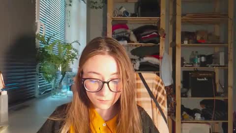 Snapshot of moonlight__lovers chatting on 03/11/25, 11:44 Dana online show from 03/11/25, 11:44