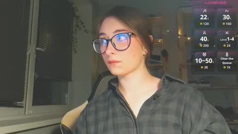 Snapshot of moonlight__lovers chatting on 11/08/25, 04:07 Dana online show from 11/08/25, 04:07