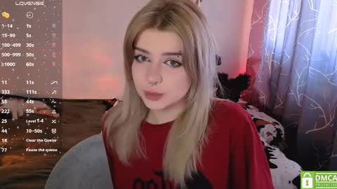 Snapshot of moonlight_grace chatting on 03/26/26, 11:05 Im Grace 3 online show from 03/26/26, 11:05