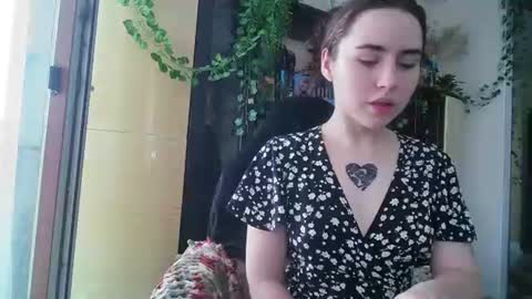 Snapshot of moonlight_sonataa chatting on 06/22/26, 08:22 moonlight_sonataa online show from 06/22/26, 08:22