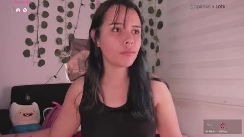 Snapshot of moonliight__ chatting on 02/01/26, 12:09 moonliight__ online show from 02/01/26, 12:09