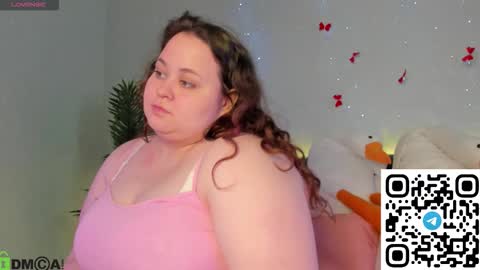 Snapshot of moonlitadele chatting on 03/21/26, 09:25 Adele online show from 03/21/26, 09:25