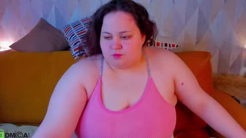 Snapshot of moonlitadele chatting on 04/25/26, 01:30 Adele online show from 04/25/26, 01:30