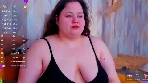 Snapshot of moonlitadele chatting on 05/01/26, 01:21 Adele online show from 05/01/26, 01:21