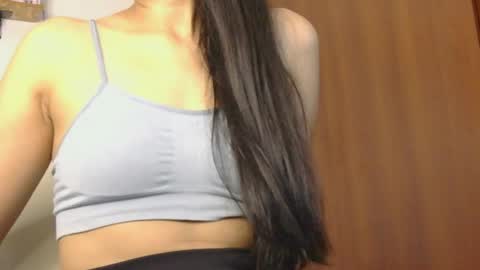 Luna online show from 04/13/26, 11:21