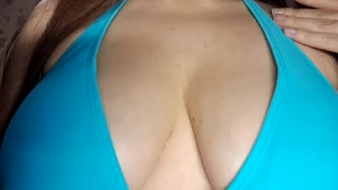 Snapshot of moonrose69 chatting on 06/16/26, 12:13 moonrose69 online show from 06/16/26, 12:13