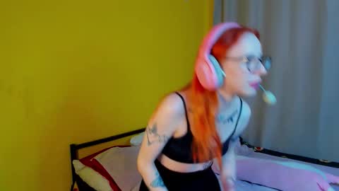 Snapshot of moonscarr chatting on 02/15/26, 03:20 Coraline online show from 02/15/26, 03:20