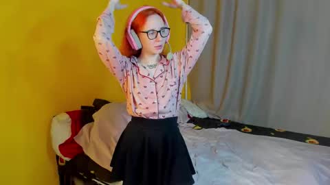 Snapshot of moonscarr chatting on 02/21/26, 03:35 Coraline online show from 02/21/26, 03:35