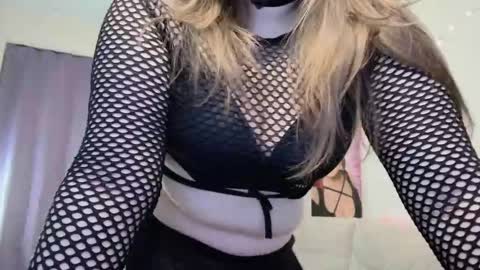 Kate online show from 10/20/25, 12:00