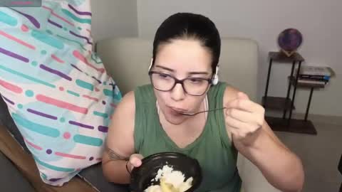 Moon Woman online show from 04/28/26, 07:57