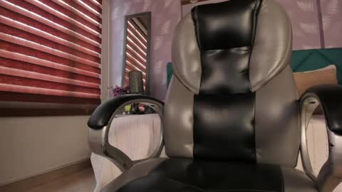 Michelle online show from 01/10/25, 07:00