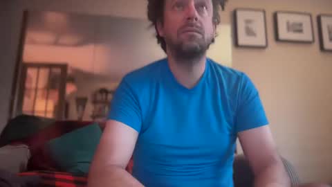 Moon online show from 12/31/24, 03:42