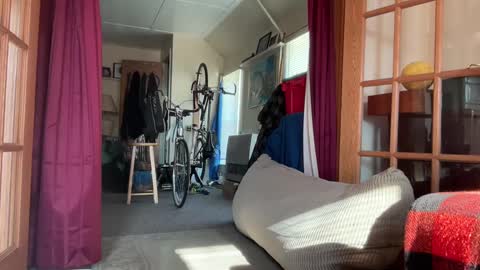 Moon online show from 03/01/25, 03:27