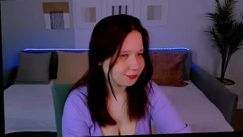 Snapshot of mooonlightsky chatting on 05/02/26, 11:26 Charli online show from 05/02/26, 11:26