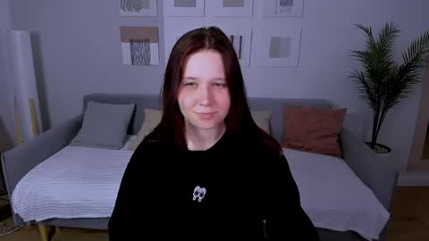 Snapshot of mooonlightsky chatting on 05/05/26, 07:22 Charli online show from 05/05/26, 07:22