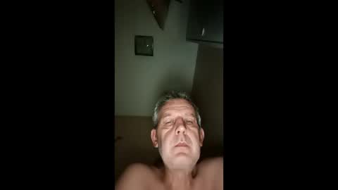 moos1 online show from 09/20/25, 03:07