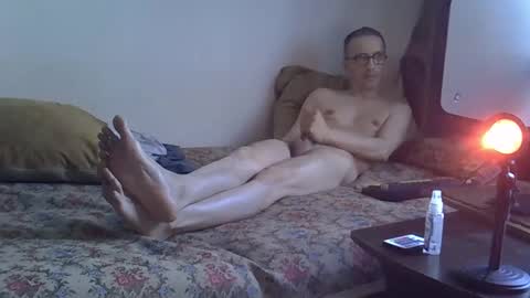 Snapshot of moovurey16 chatting on 03/27/26, 02:39 Alex online show from 03/27/26, 02:39