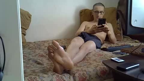 Snapshot of moovurey16 chatting on 03/31/26, 08:15 Alex online show from 03/31/26, 08:15