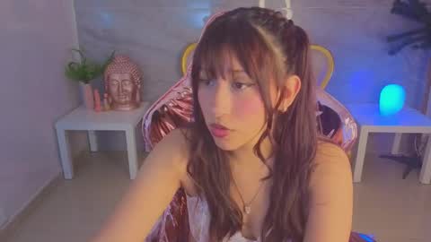 Mora  online show from 03/08/26, 03:32