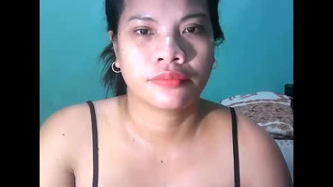 Snapshot of morena_sexty9 chatting on 05/01/26, 11:37 morena_sexty9 online show from 05/01/26, 11:37