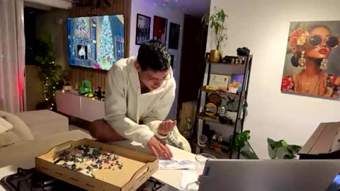 Snapshot of morgan_hiller chatting on 11/12/25, 12:55 online show from 11/12/25, 12:55