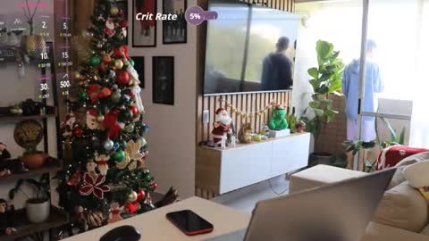 Snapshot of morgan_hiller chatting on 12/14/25, 08:24 online show from 12/14/25, 08:24