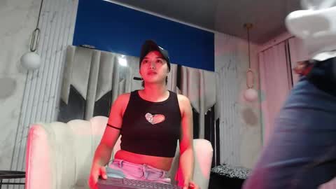 MORGAN AND MEGAN online show from 09/24/25, 11:02