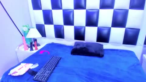 morganasmit_ online show from 02/11/26, 02:11