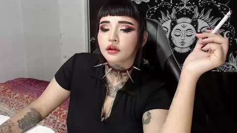 Morgan Moon online show from 11/11/25, 05:57