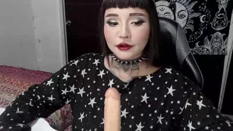 Morgan Moon online show from 01/05/26, 07:50