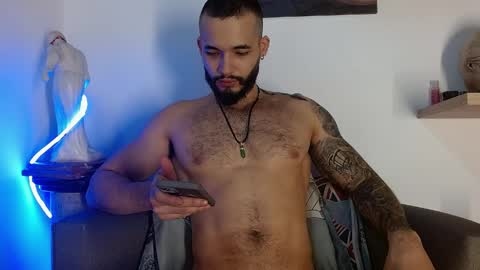 Snapshot of morgann_jones chatting on 04/11/26, 02:54 morgan online show from 04/11/26, 02:54