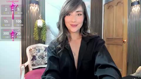 Moriah online show from 11/18/25, 07:18